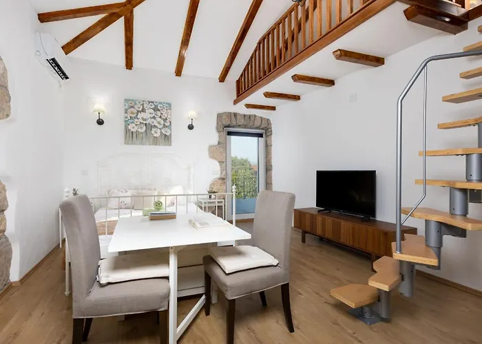 Paesana Heritage House By Interhome Дом отдыха *